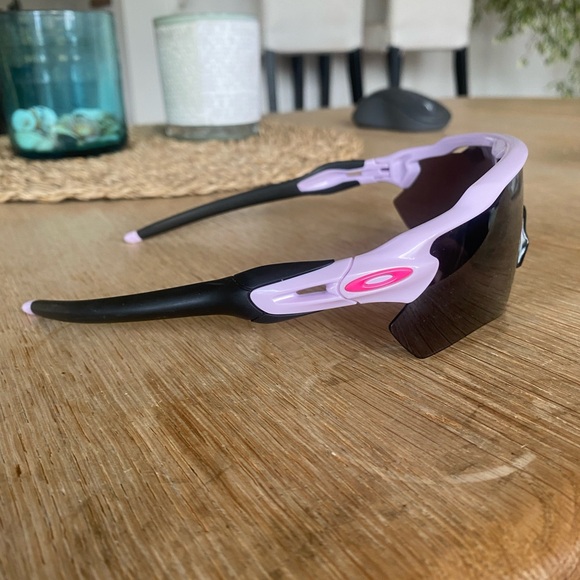 Oakely Radar EV custom - Picture 2 of 4